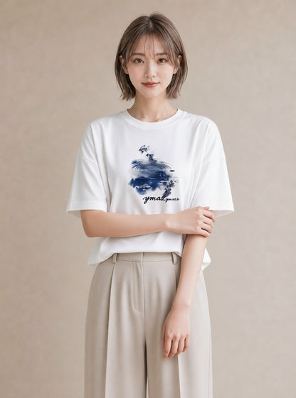 グラフィックTシャツ レディース 小川 橋 せせらぎ ナチュラル アンティーク イラスト 北欧風 誕生日プレゼント 綿100 白T YMAZO