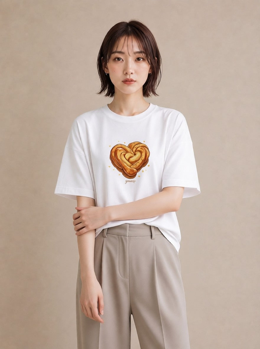 プリントTシャツ レディース たい焼き 食べ物 フード イラスト ニュアンス カジュアルコーデ 買い物 白T YMAZO