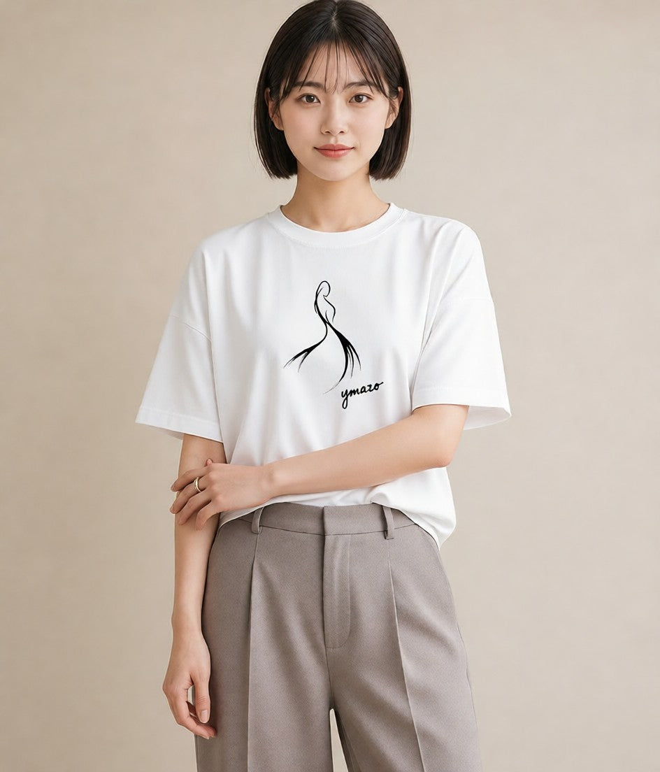Tシャツ レディース 女の子 ガール 後ろ姿 イラスト ガーリー 海 カフェ巡り 白T YMAZO
