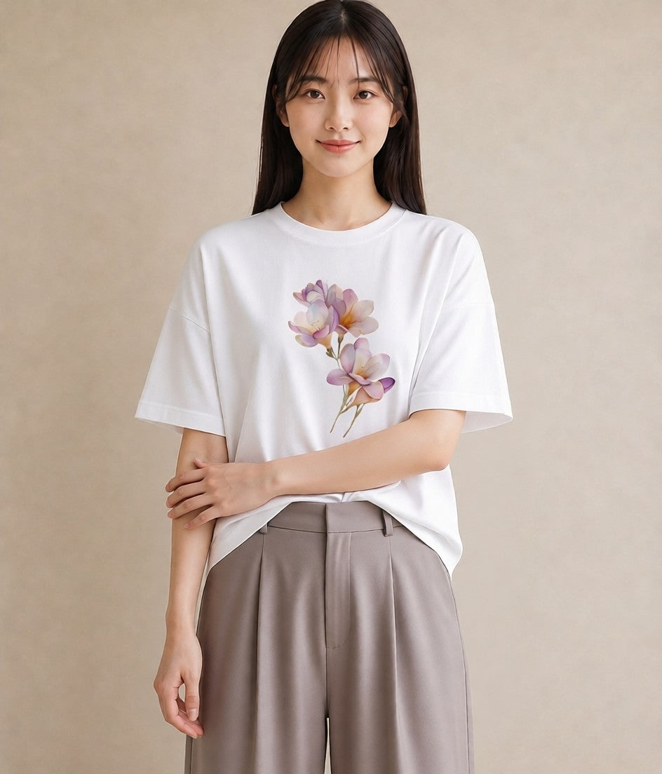 半袖Tシャツ レディース ゆり 百合 花 花柄 イラスト 北欧風 帰省 ラフ 白T