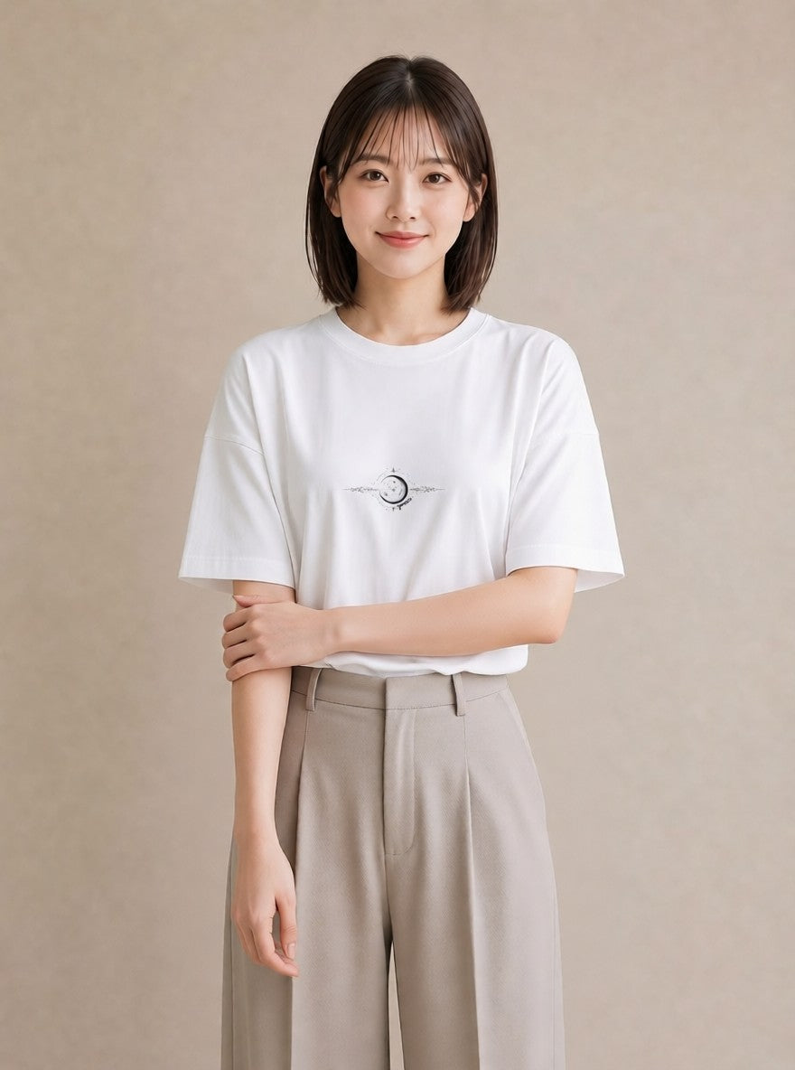 デザインTシャツ レディース 月と星 星空 ムーン イラスト きれいめカジュアル 部屋着 女性向けギフト 白T YMAZO