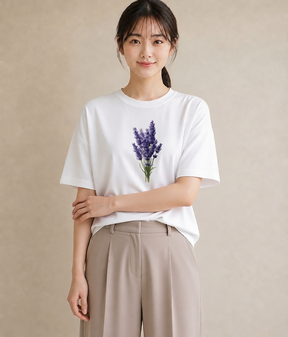 グラフィックTシャツ レディース ラベンダー 花 花柄 イラスト 旅行コーデ 帰省 ラフ 白T