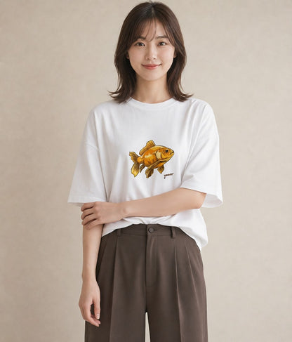 半袖Tシャツ レディース らんちゅう ペット 動物 イラスト ニュアンス 海 カフェ巡り 白T YMAZO