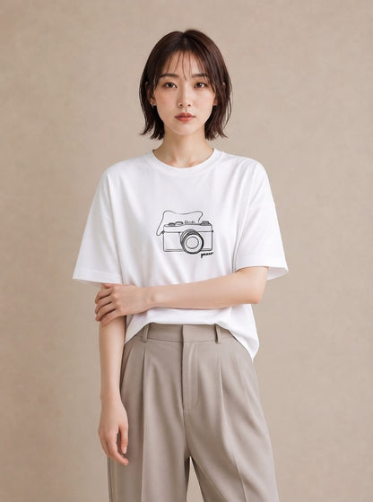 グラフィックTシャツ レディース カメラ フィルムカメラ レトロカメラ イラスト 誕生日プレゼント 綿100 白T YMAZO