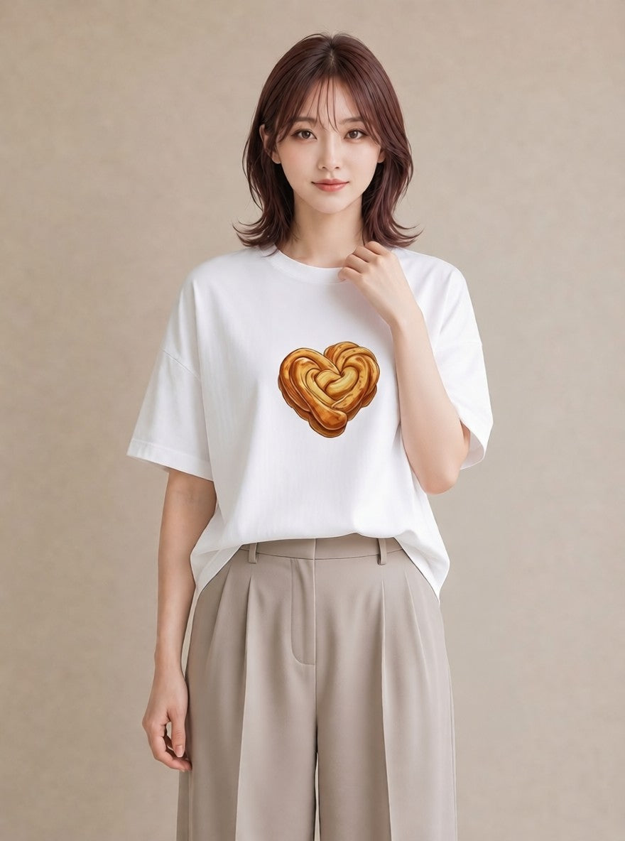 グラフィックTシャツ レディース クロワッサン 食べ物 フード イラスト 個性的 休日 ペアコーデ 白T YMAZO