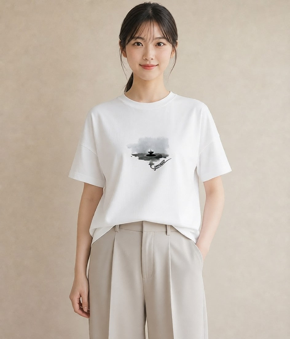 グラフィックTシャツ レディース 紙の船 水辺 ナチュラル アンティーク イラスト ニュアンス 秋コーデ おしゃれギフト 白T YMAZO