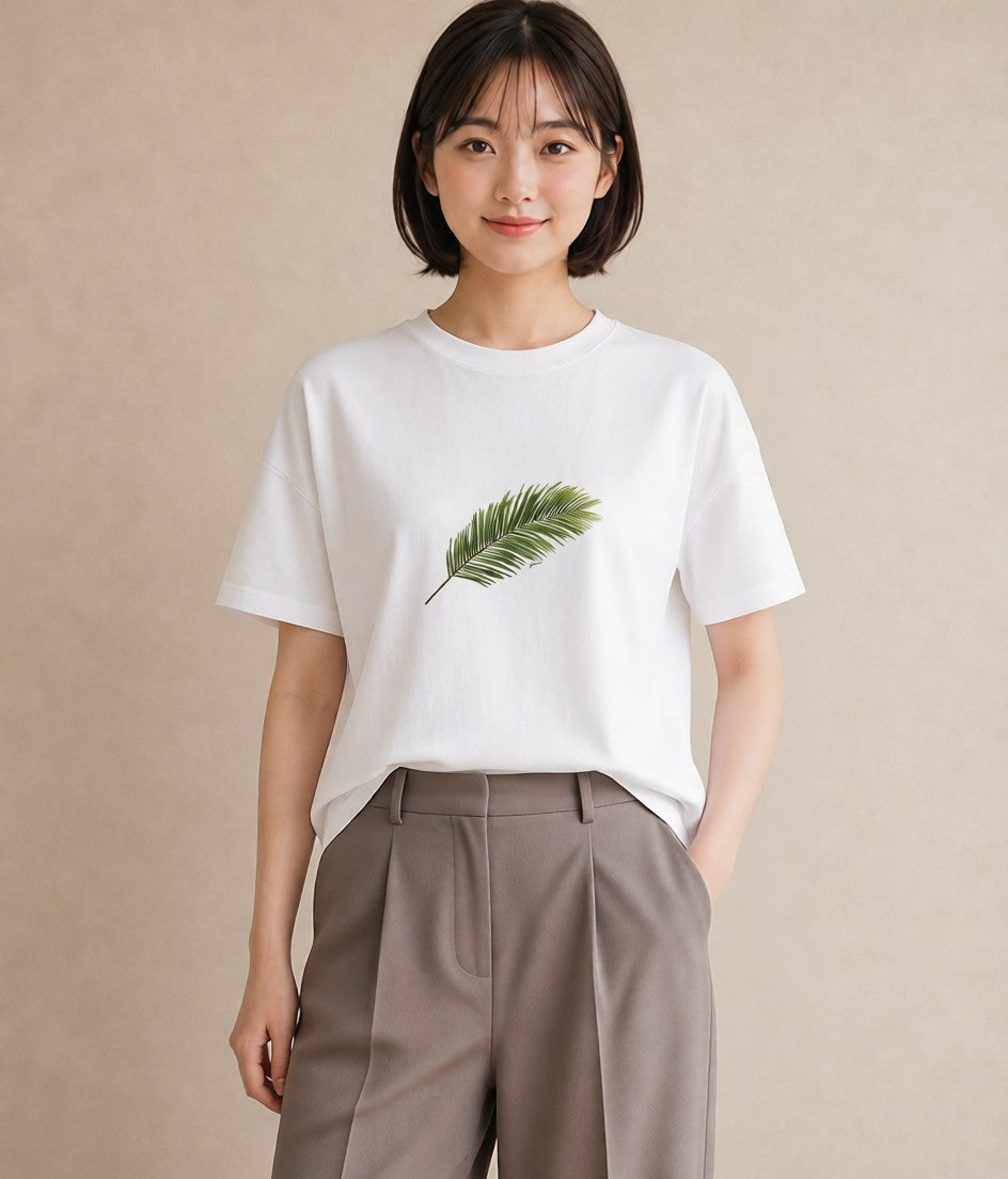 Tシャツ レディース シダ 植物 ボタニカル イラスト フェミニン 普段着 週末コーデ 白T YMAZO