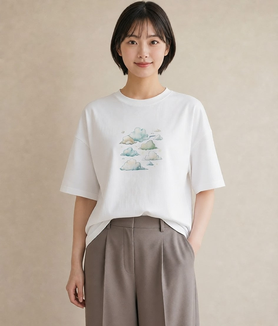 グラフィックTシャツ レディース 雲 星空 宇宙 イラスト ヴィンテージ風 部屋着 女性向けギフト 白T YMAZO