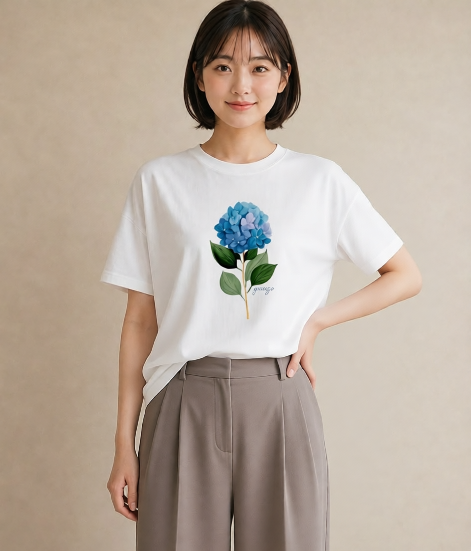 グラフィックTシャツ レディース あじさい 紫陽花 アジサイ 花 花柄 イラスト 旅行コーデ ママ カフェ服 白T