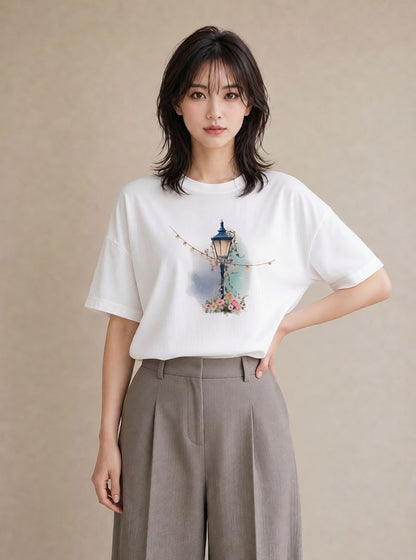 デザインTシャツ レディース 街灯 夜霧 夜 ナチュラル アンティーク イラスト ガーリー カフェ巡り 女子会 白T YMAZO