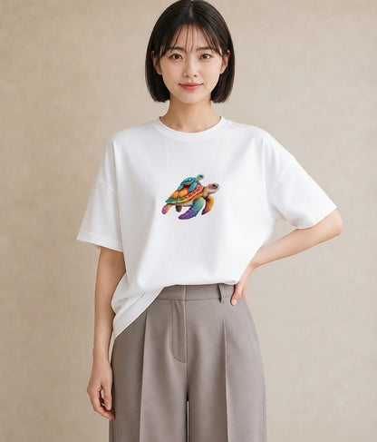 半袖Tシャツ レディース ウミガメ 海の生き物 海 イラスト お洒落 お出かけ 普段着 白T YMAZO