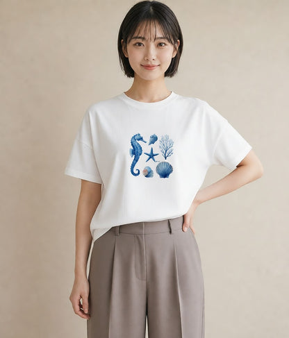 半袖Tシャツ レディース タツノオトシゴ 海の生き物 海 イラスト ヴィンテージ風 休日 ペアコーデ 白T YMAZO