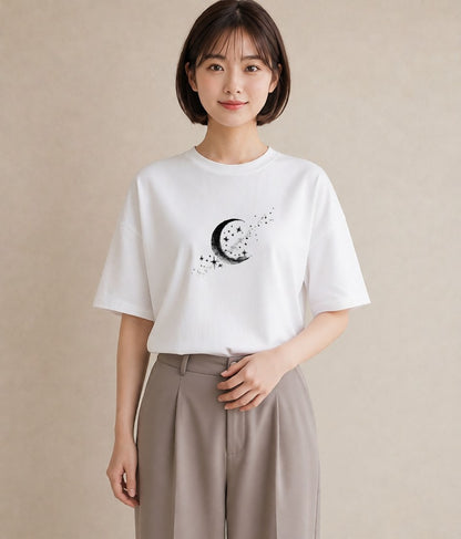 プリントTシャツ レディース 月と星 星空 ムーン イラスト カフェ巡り 女子会 白T YMAZO