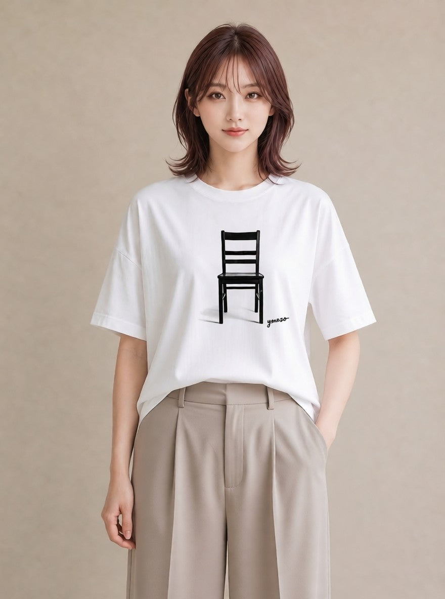Tシャツ レディース 窓辺の椅子 窓辺 椅子 ナチュラル アンティーク イラスト ラフ ホワイトデー 春服 白T YMAZO