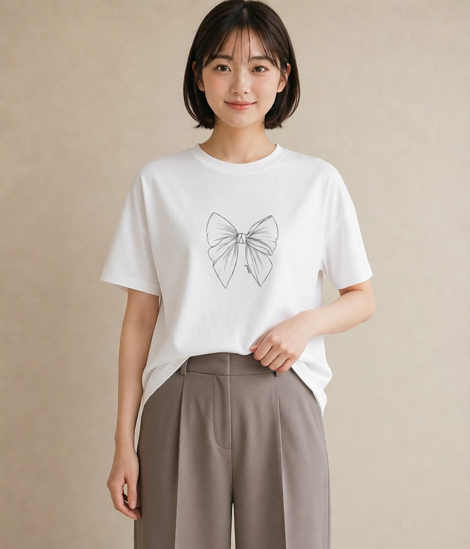グラフィックTシャツ レディース リボン 蝶結び ナチュラル アンティーク イラスト 手描き風 散歩 お出かけ 白T YMAZO