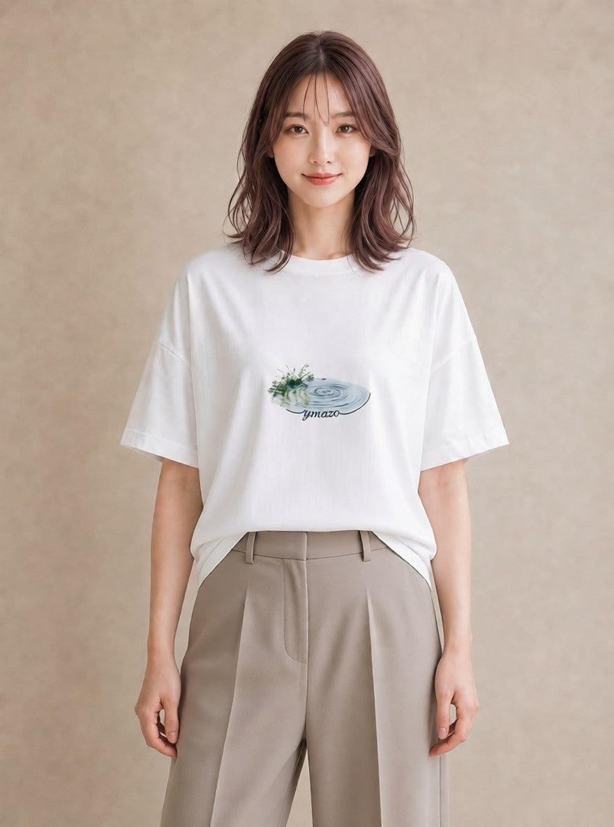 デザインTシャツ レディース 雨上がりの小道 雨上がり 小道 ナチュラル アンティーク イラスト モード 夏コーデ 通学 白T YMAZO