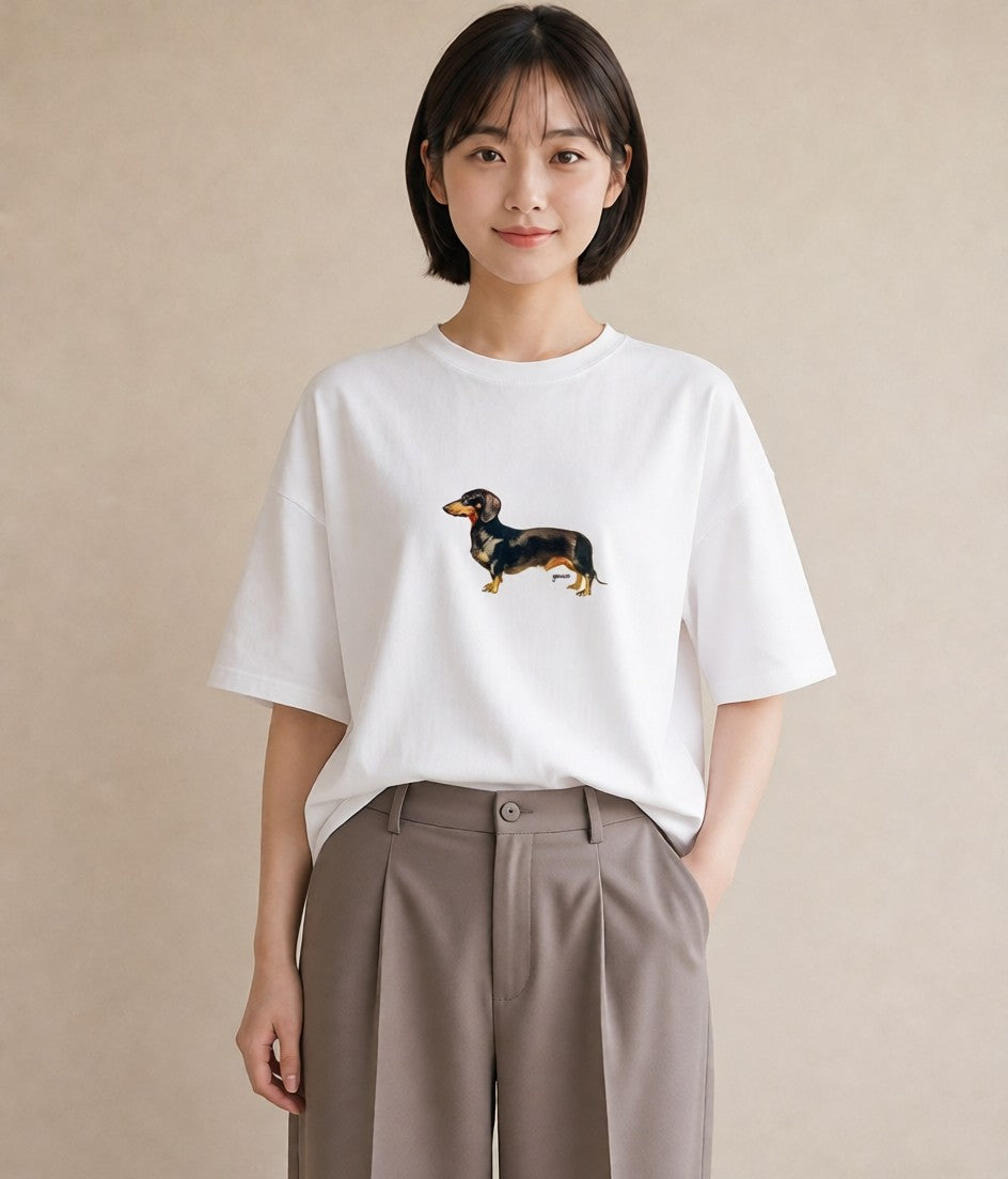 半袖Tシャツ レディース ミニチュアダックスフンド 犬 いぬ イラスト モード ルームウェア ギフト 白T YMAZO