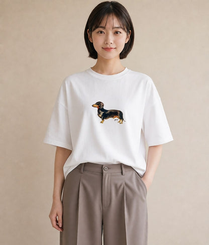 半袖Tシャツ レディース ミニチュアダックスフンド 犬 いぬ イラスト モード ルームウェア ギフト 白T YMAZO