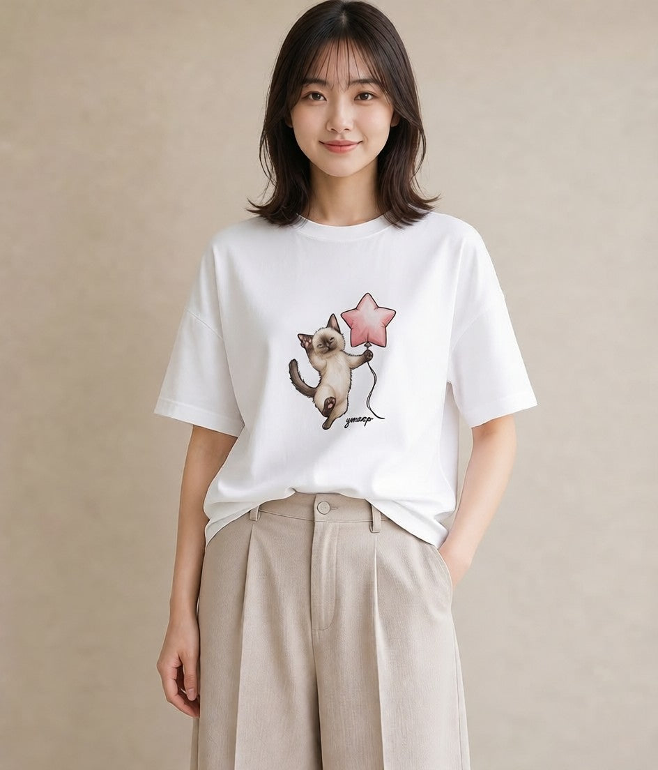 Tシャツ レディース シャム柄 猫 ねこ イラスト ナチュラル 母の日 ビーチ 白T YMAZO