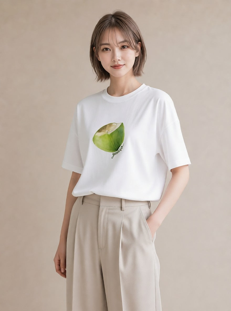 半袖Tシャツ レディース りんご 林檎 アップル 食べ物 フード イラスト 休日コーデ 公園 ママ 白T YMAZO
