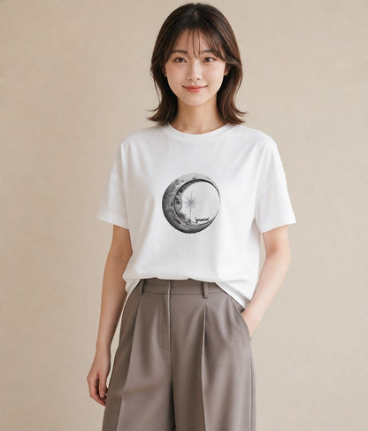 半袖Tシャツ レディース 月と星 星空 ムーン イラスト アート風 部屋着 女性向けギフト 白T YMAZO