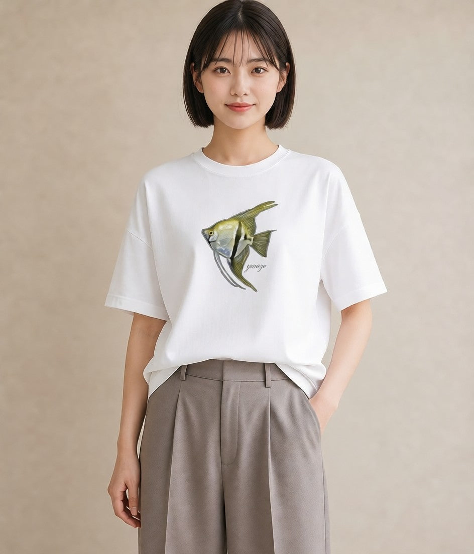 半袖Tシャツ レディース グッピー ペット 動物 イラスト 北欧風 ミセス 春コーデ 白T YMAZO