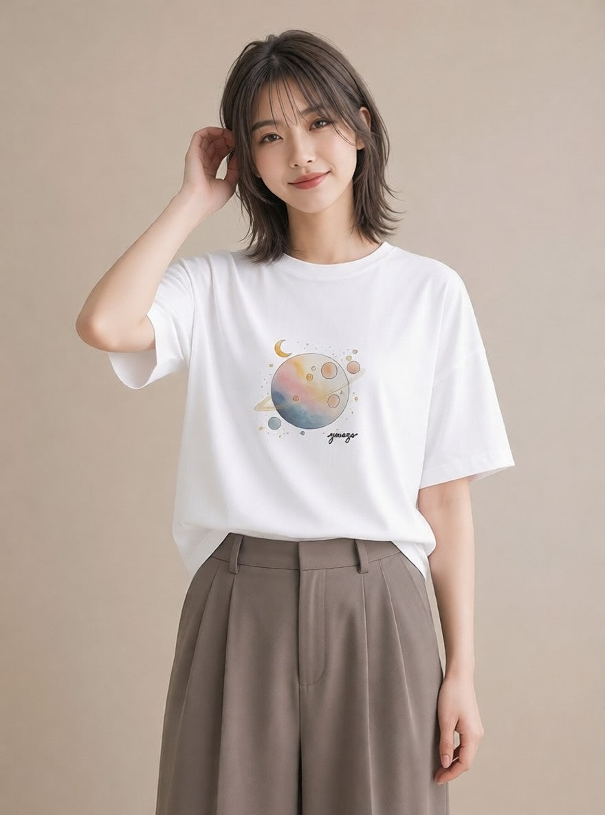 Tシャツ レディース 星 星空 宇宙 イラスト ガーリー ペアコーデ 秋コーデ 白T YMAZO