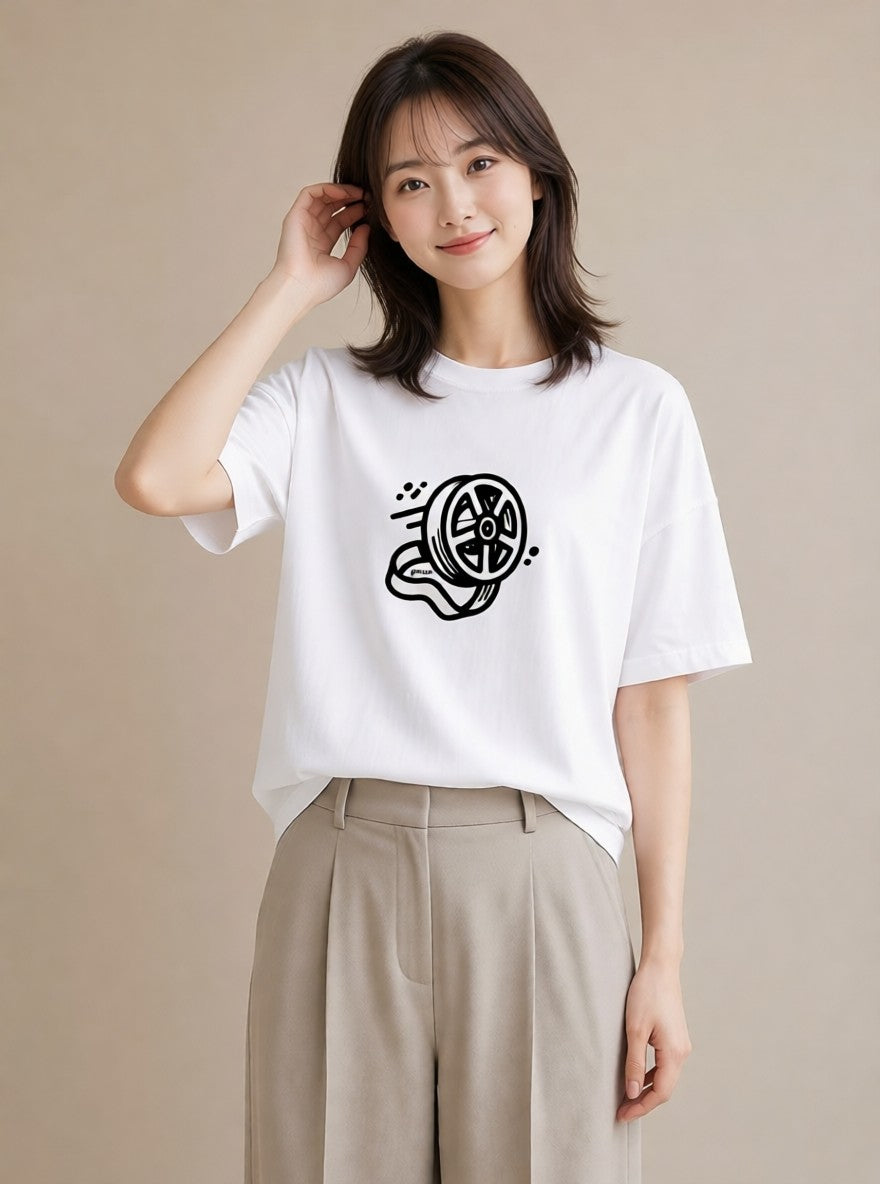 Tシャツ レディース カメラ フィルムカメラ レトロカメラ イラスト ミニマル 帰省 ラフ 白T YMAZO