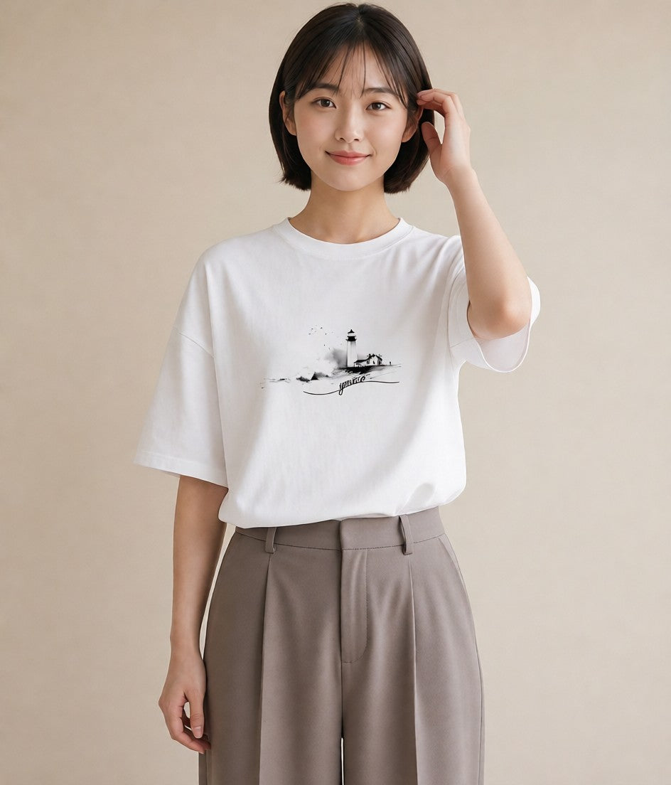 半袖Tシャツ レディース 灯台 霧 海 ナチュラル アンティーク イラスト ボタニカル ラフ レイヤード 白T YMAZO