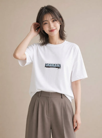 プリントTシャツ レディース 駅のホーム ローカル線 駅 ナチュラル アンティーク イラスト 線画 春服 ミセス 白T YMAZO