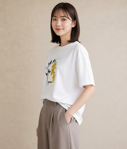半袖Tシャツ レディース ミモザ 花 花柄 イラスト 淡色 カジュアルコーデ 買い物 白T YMAZO