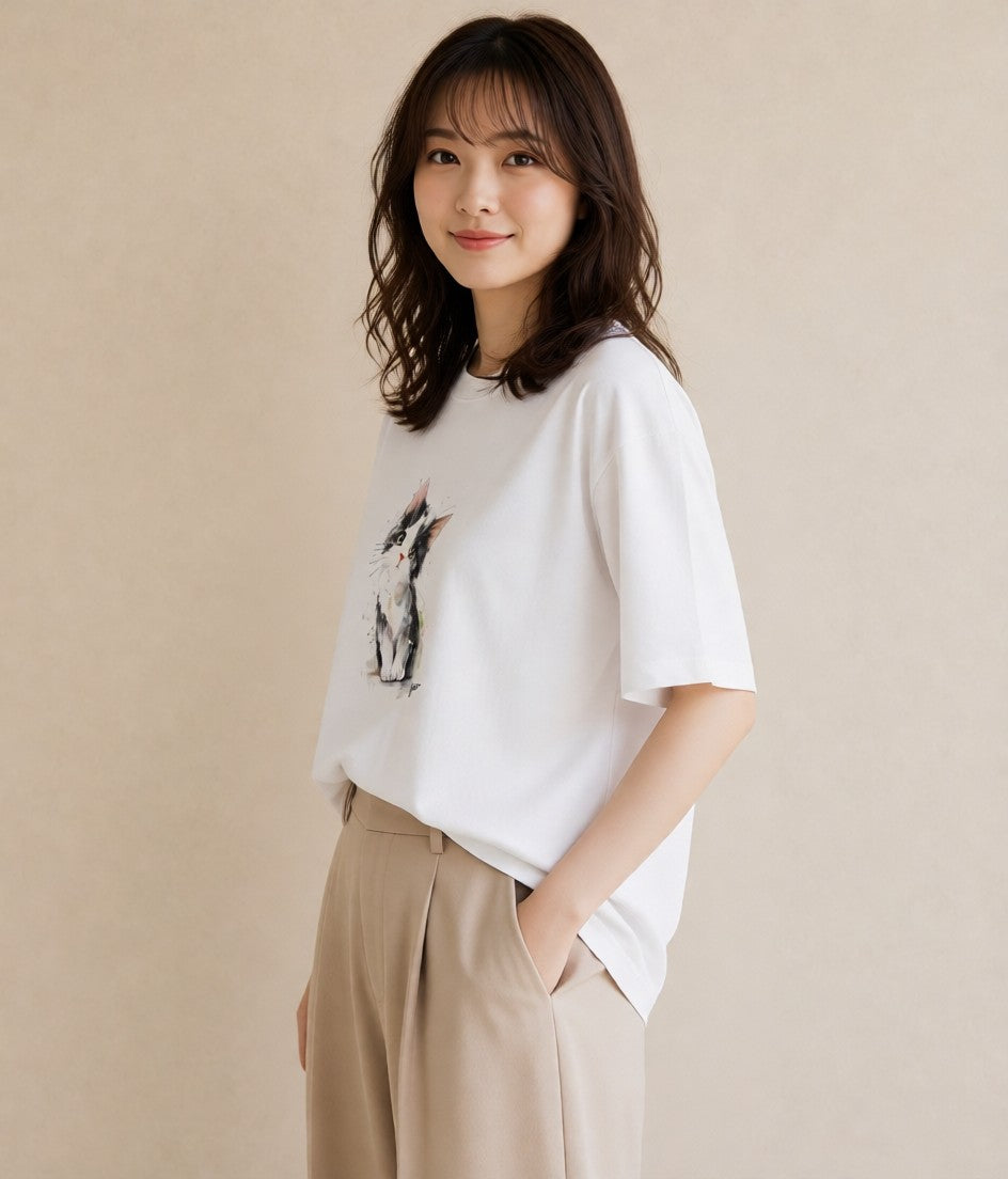 半袖Tシャツ レディース 三毛猫 みけねこ 三毛 猫 ねこ イラスト フェミニン 散歩 お出かけ 白T YMAZO