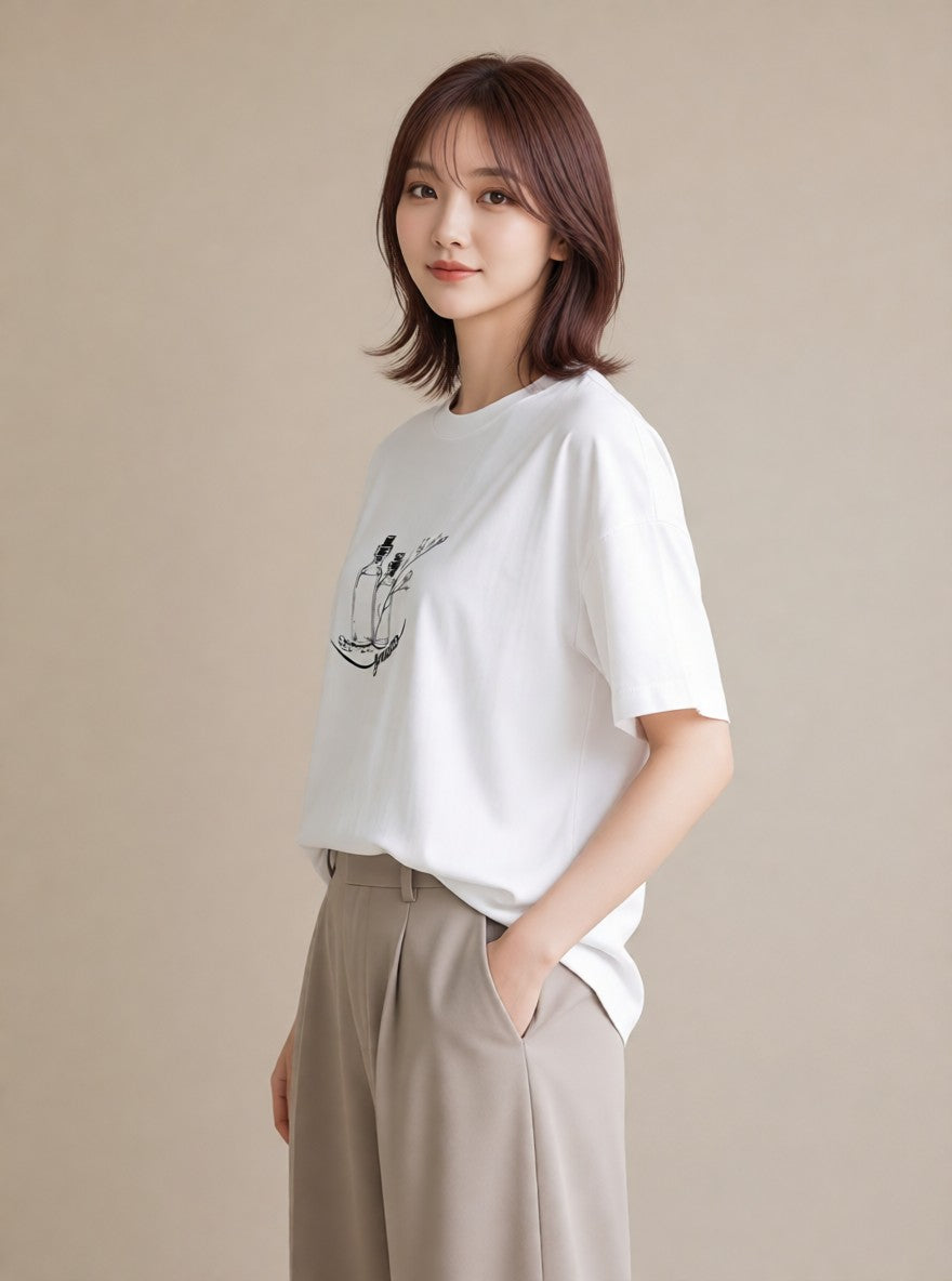 グラフィックTシャツ レディース 香水 香水瓶 パフューム イラスト きれいめカジュアル 部屋着 女性向けギフト 白T YMAZO