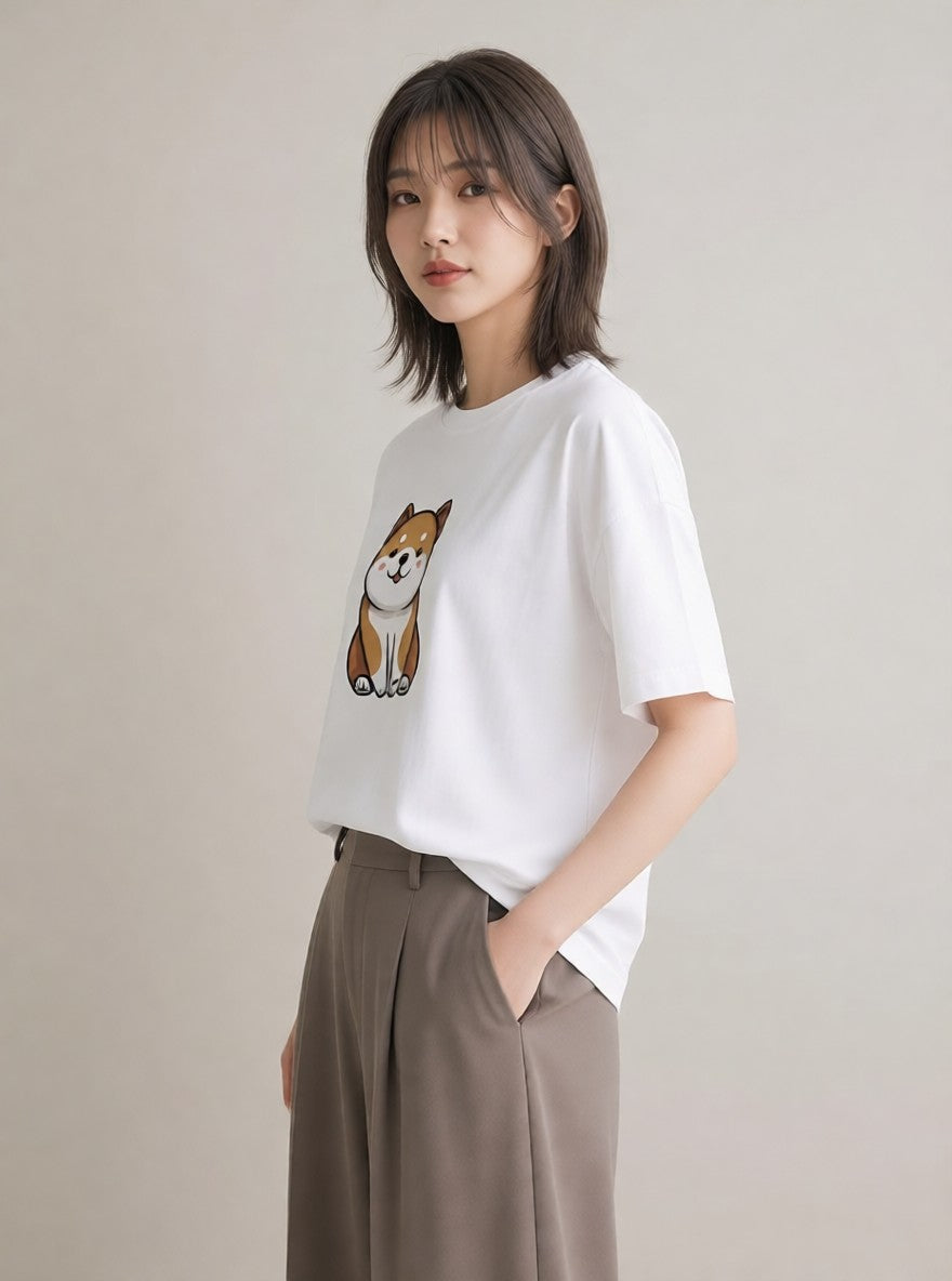 グラフィックTシャツ レディース 柴犬 しばいぬ 犬 いぬ イラスト ヴィンテージ風 ミセス 春コーデ 白T YMAZO