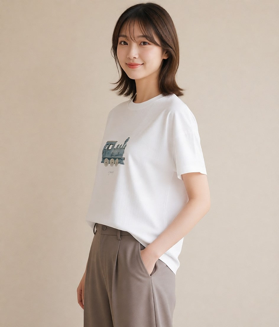 Tシャツ レディース 駅のホーム ローカル線 駅 ナチュラル アンティーク イラスト ユニーク 姉妹 送別ギフト 白T YMAZO