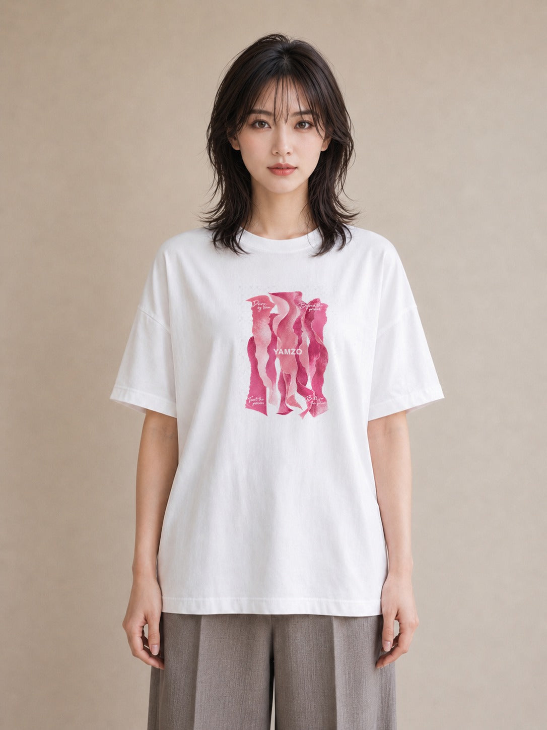【受注生産】YMAZO Tシャツ レディース 半袖 オーバーサイズ イラスト アート デザイン 白T 綿100% ホワイト M L ナチュラル ニュアンス 韓国っぽい デート 推し活 2026新作 プレゼント 初夏｜YMAZO art（スタ
