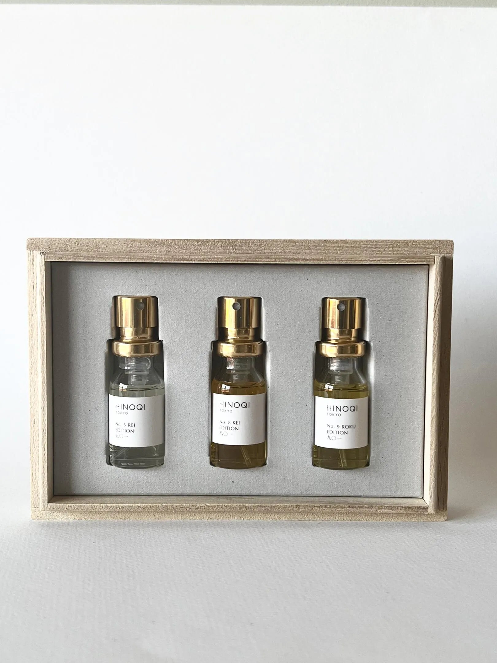 HINOQI ナチュラル・パフューム　１００％天然原料使用した淑やかで優雅な香り ディスカバリー・セット 桐箱入（３種）