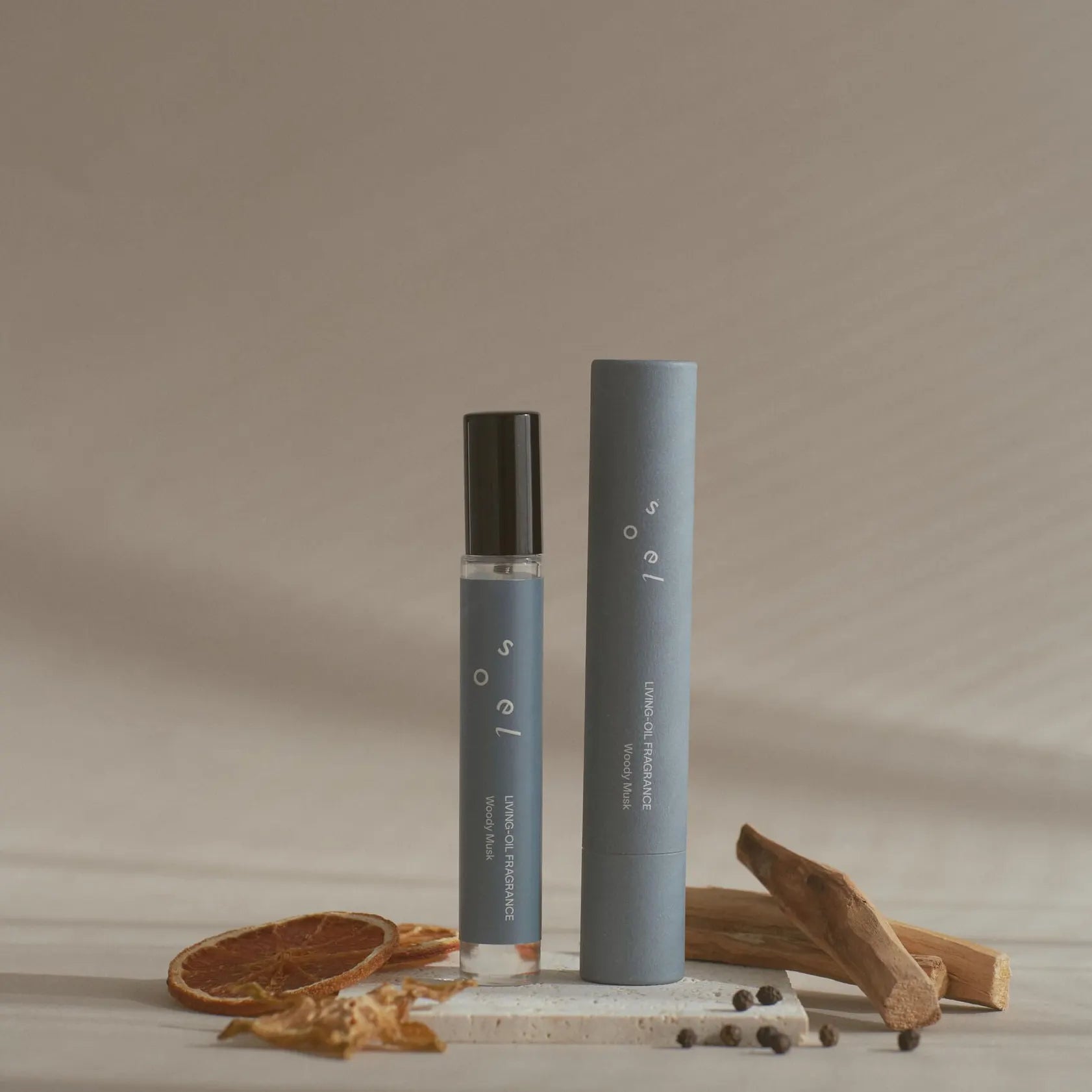 LIVING-OIL フレグランス Woody Musk 10mL