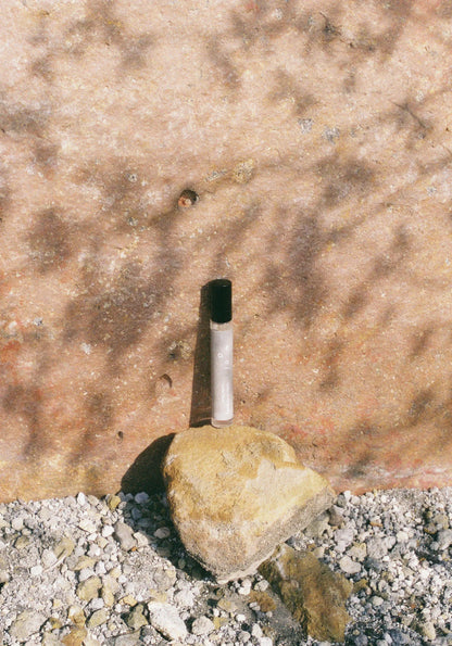 LIVING-OIL フレグランス Powdery Wood 10mL