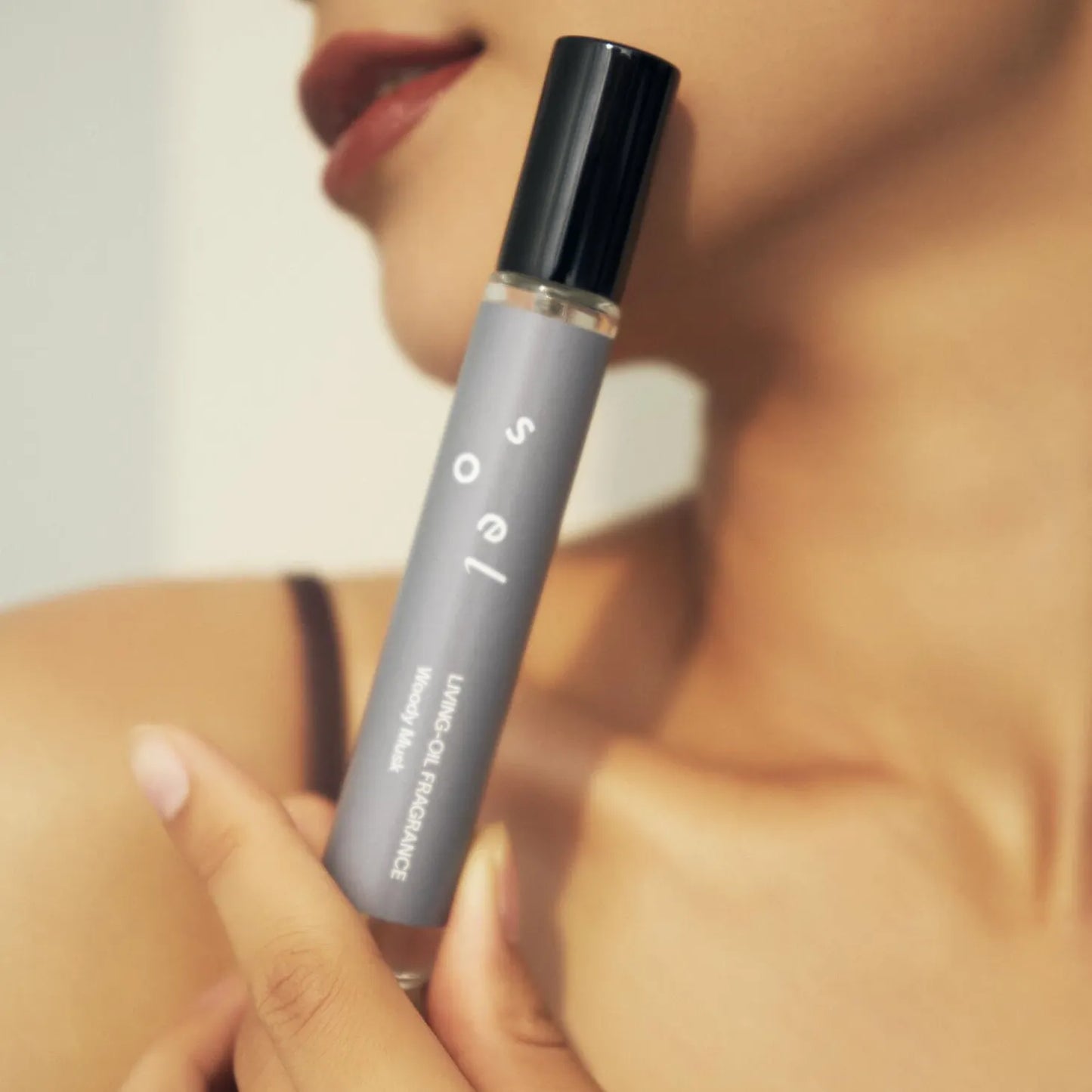 LIVING-OIL フレグランス Woody Musk 10mL