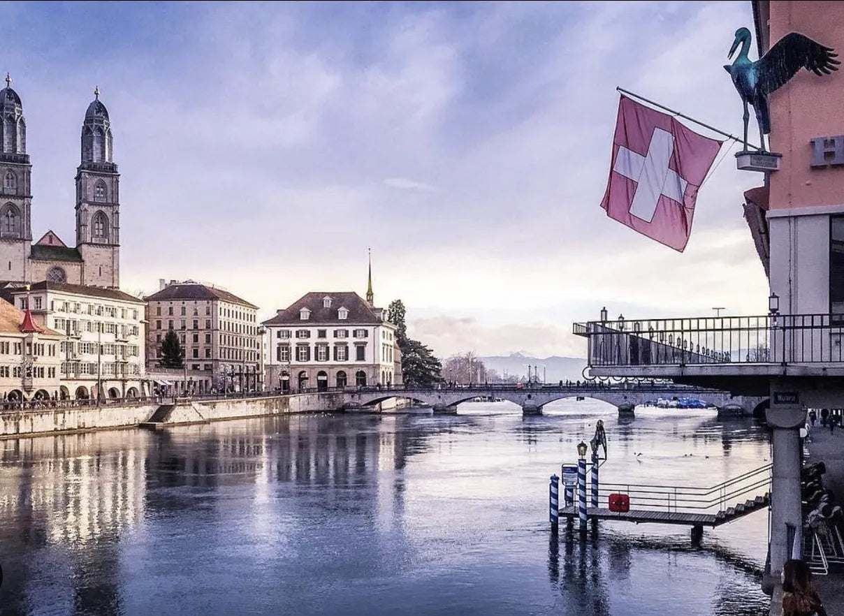 L'ADONÉ ELENYA purple（ラドネ エレニア パープル）50mL スイス・チューリッヒ発のヴィーガン香水