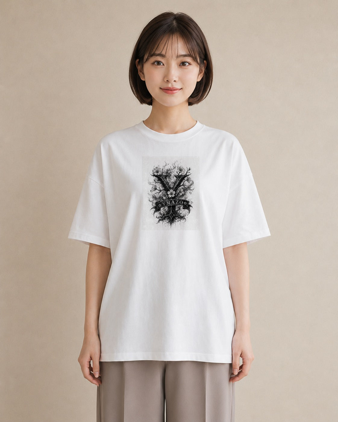 【受注生産】YMAZO Tシャツ レディース 半袖 ビッグT 花柄 フローラル ボタニカル 花 ブーケ 白T 綿100% ホワイト M L ナチュラル 手描き くすみカラー お出かけ 推し活 プレゼント 春夏 初夏｜Y字ロゴ（大きめプリント
